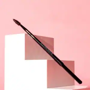 Illuminate Bold Brow Applicator